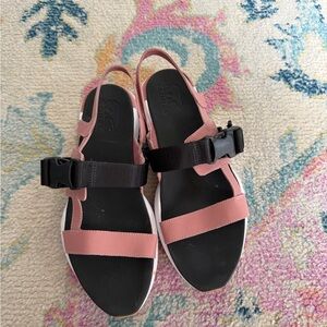Sorel Pink and Black Women's Sandals